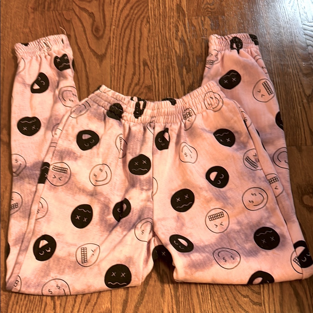💥Adika smiley emoji pink and black joggers sweatpants Size small